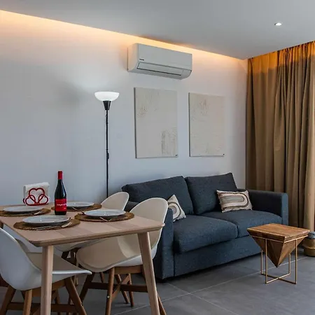 A Mar Whale 푸에르토 델 카르멘